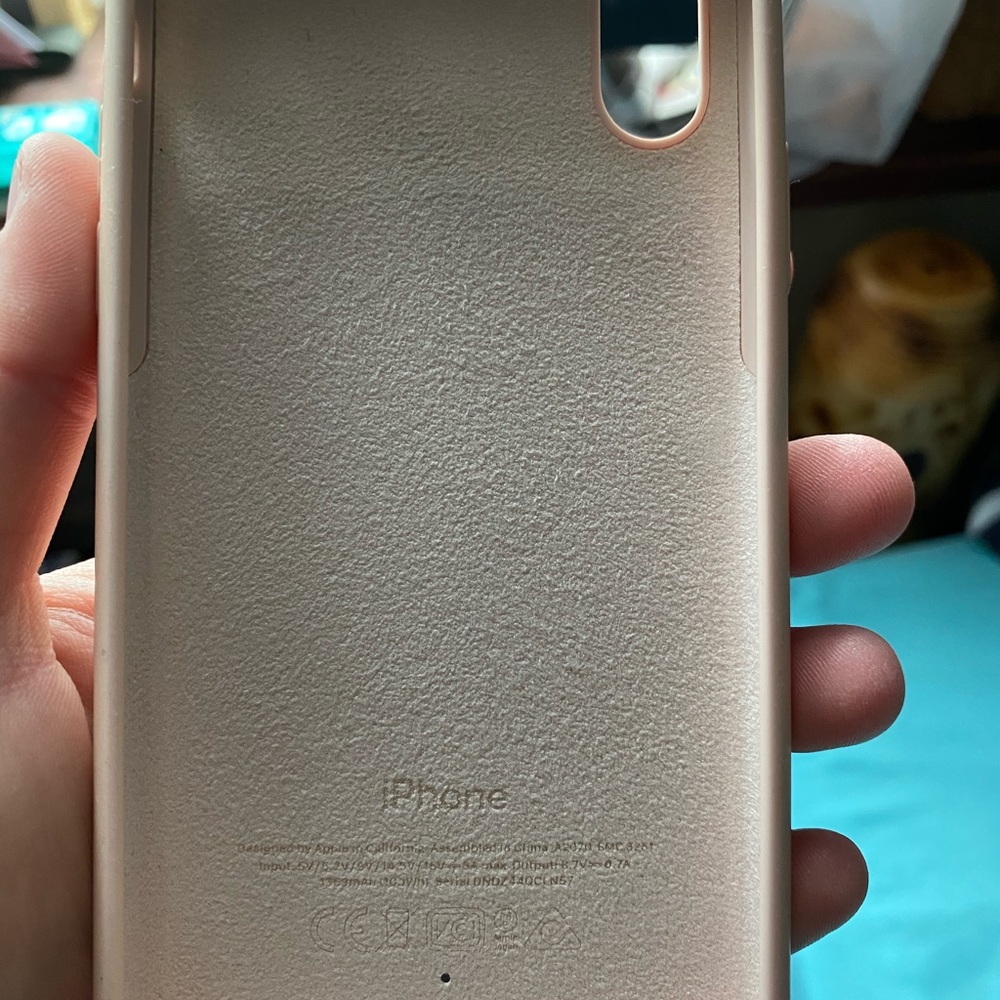 Iphone XS Apple Charger Case